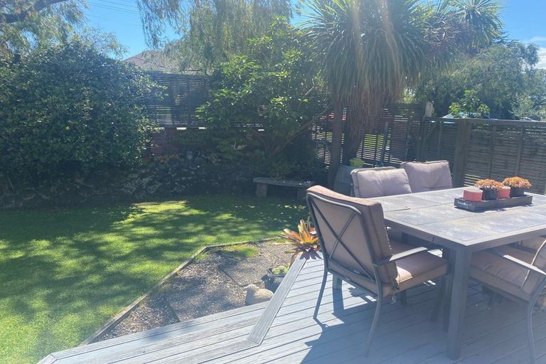 Photo of property in 1/25 Woodward Avenue, Mangere Bridge, Auckland, 2022