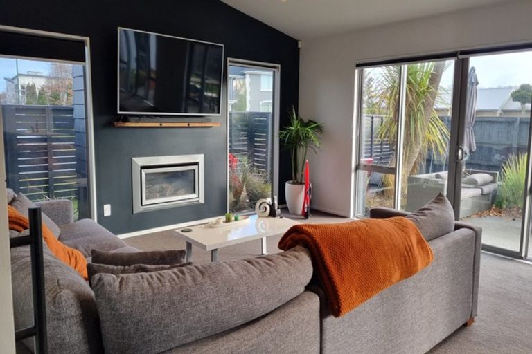 Photo of property in 1 Millpark Place, Northwood, Christchurch, 8051