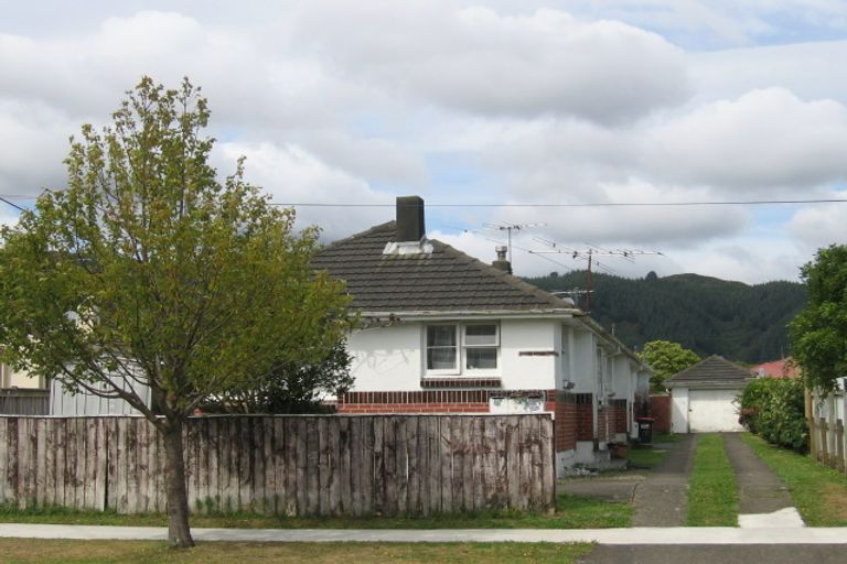 Photo of property in 7f1- Ararino Street, Trentham, Upper Hutt, 5018