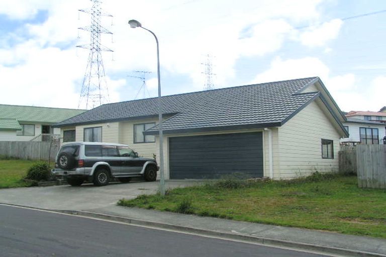Photo of property in 9 Killygordon Place, Massey, Auckland, 0614