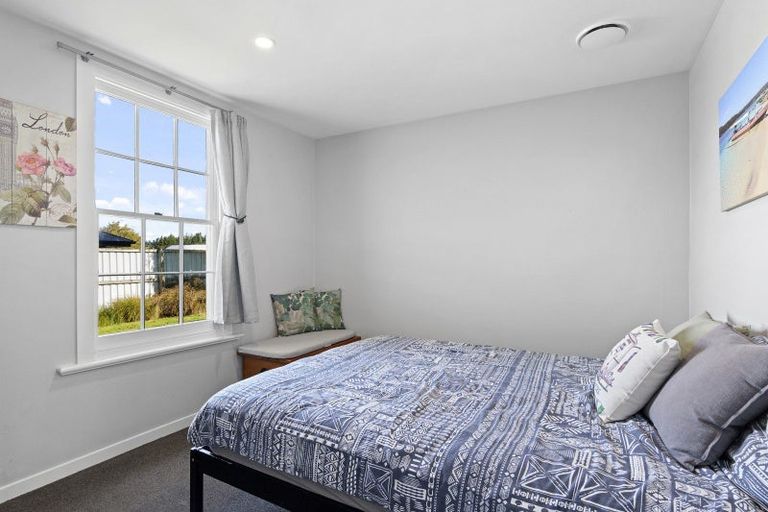 Photo of property in 27 Station Road, Coalgate, 7673