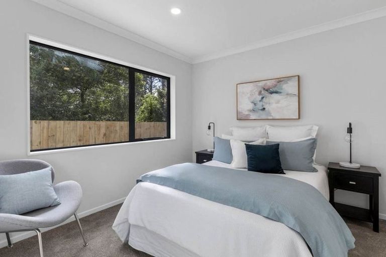 Photo of property in 16a Dalmeny Close, Murrays Bay, Auckland, 0630