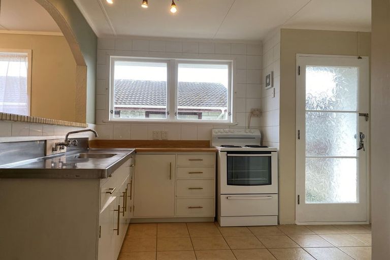 Photo of property in 20 Kairanga Crescent, Wainuiomata, Lower Hutt, 5014