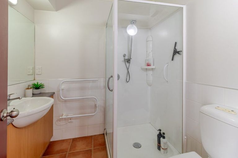 Photo of property in Rostrevor House, 4/130a Vivian Street, Te Aro, Wellington, 6011