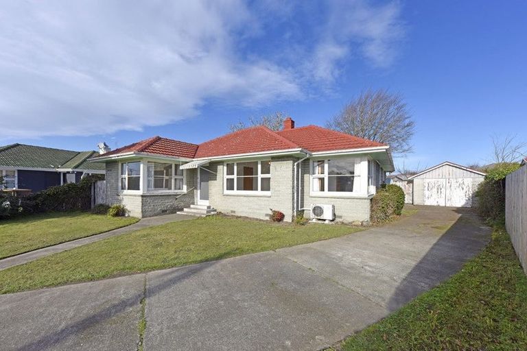 Photo of property in 29 Greendale Avenue, Avonhead, Christchurch, 8042