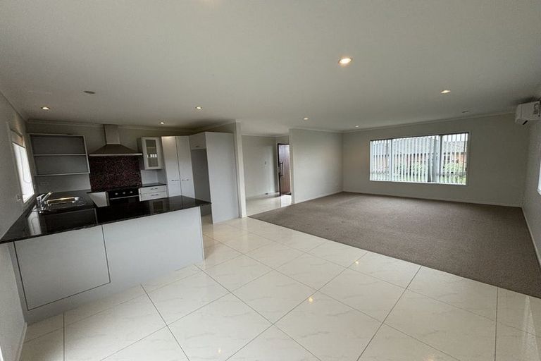 Photo of property in 13 Ludlow Place, Pukekohe, 2120