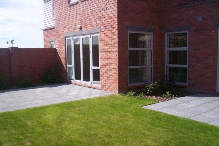 Photo of property in 25 Henley Green, Northwood, Christchurch, 8051