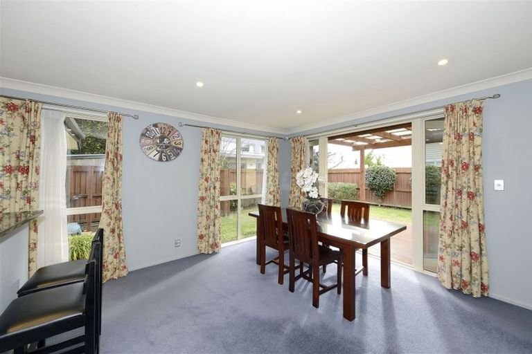 Photo of property in 80b Hinau Street, Riccarton, Christchurch, 8041