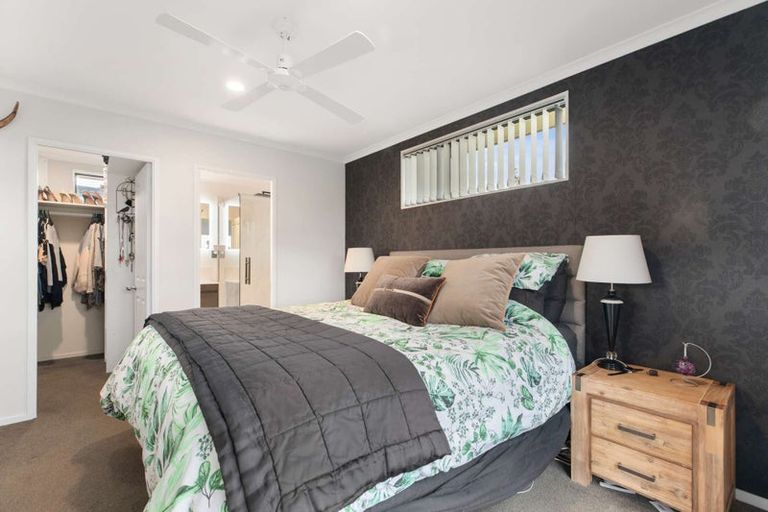 Photo of property in 52 Kaiwaka Road, Waiuku, 2123