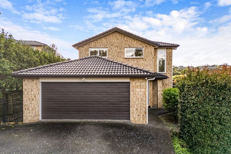 Photo of property in 114 Grand Drive, Orewa, 0931