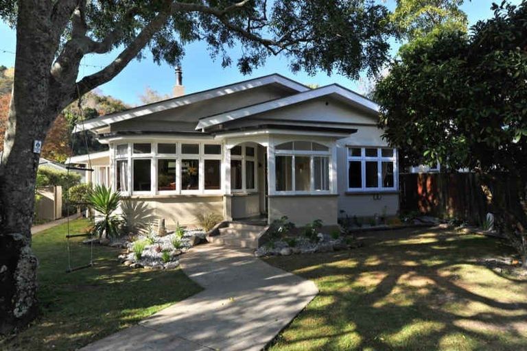 Photo of property in 5 Tory Street, Maitai, Nelson, 7010