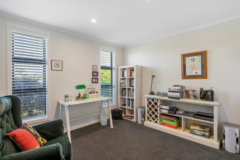 Photo of property in 9 Cassinia Close, Papamoa Beach, Papamoa, 3118