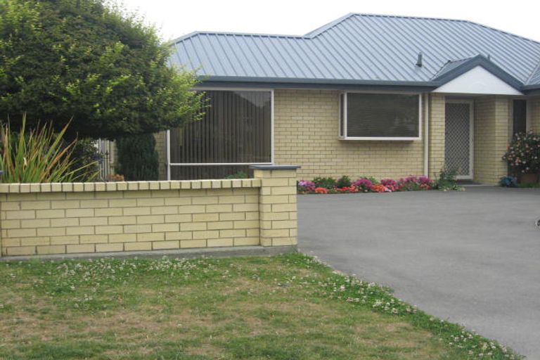 Photo of property in 2/30 Bowen Street, Upper Riccarton, Christchurch, 8041