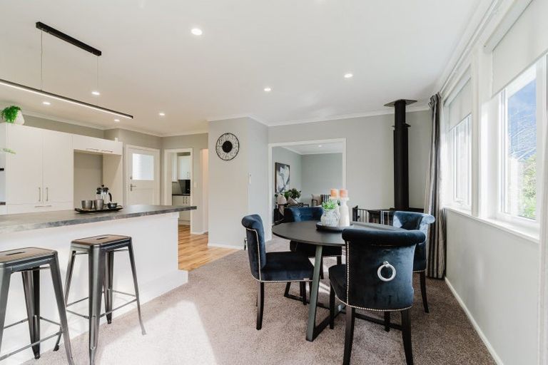 Photo of property in 21 Augustus Street, Carterton, 5713
