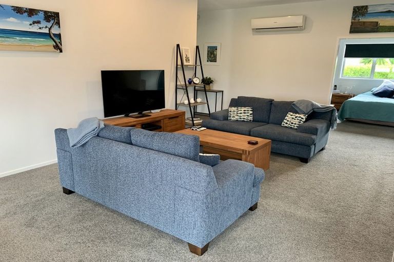 Photo of property in 147 Hamurana Road, Omokoroa, 3114