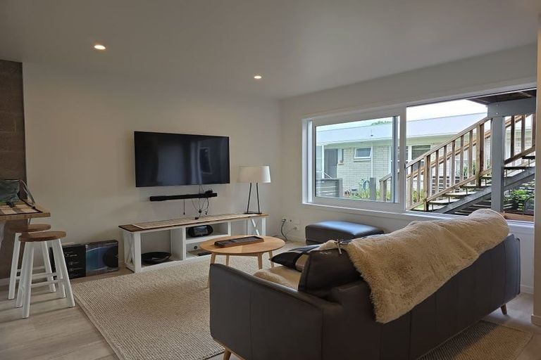 Photo of property in 9/16 Queens Parade, Devonport, Auckland, 0624