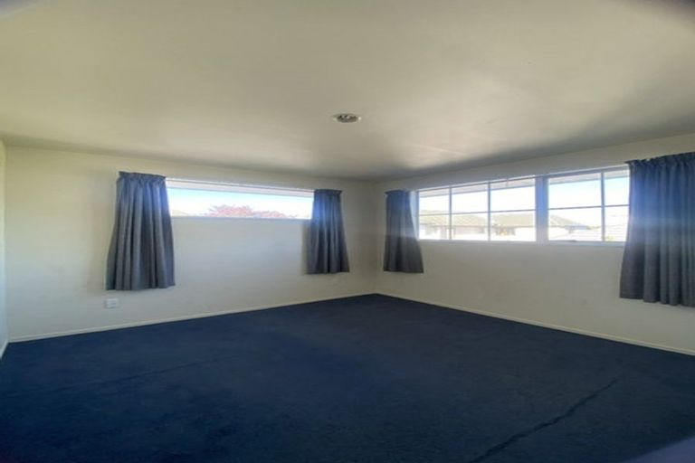 Photo of property in 2/104 Mandeville Street, Riccarton, Christchurch, 8011