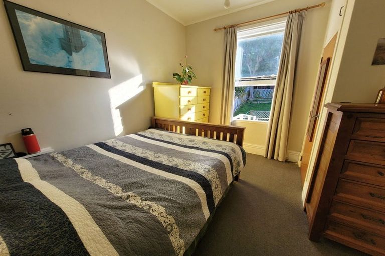 Photo of property in 108 Wallace Street, Mount Cook, Wellington, 6021