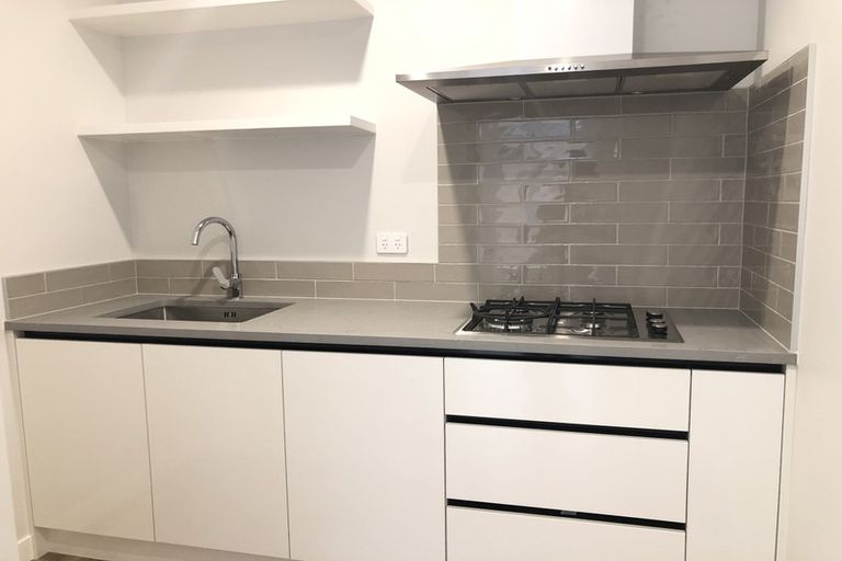 Photo of property in 25 Bevyn Street, Castor Bay, Auckland, 0620