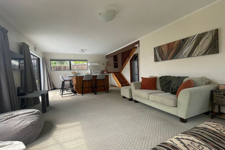 Photo of property in 11a Willow Avenue, Hannahs Bay, Rotorua, 3010