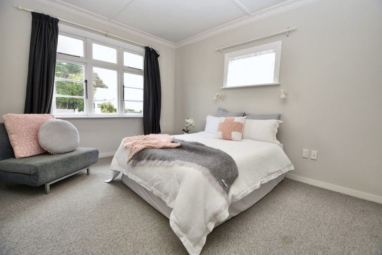 Photo of property in 4 Mckenzie Terrace, Carterton, 5713