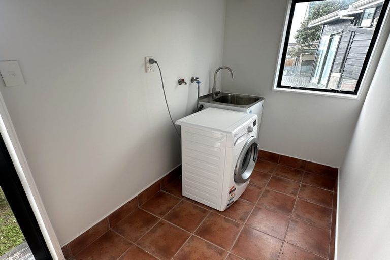 Photo of property in 5a Becker Way, Karori, Wellington, 6012