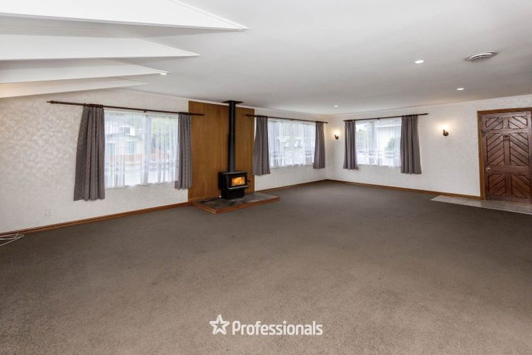 Photo of property in 167 California Drive, Totara Park, Upper Hutt, 5018