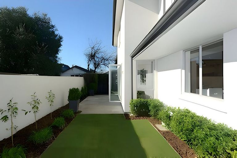 Photo of property in 998d Colombo Street, St Albans, Christchurch, 8014