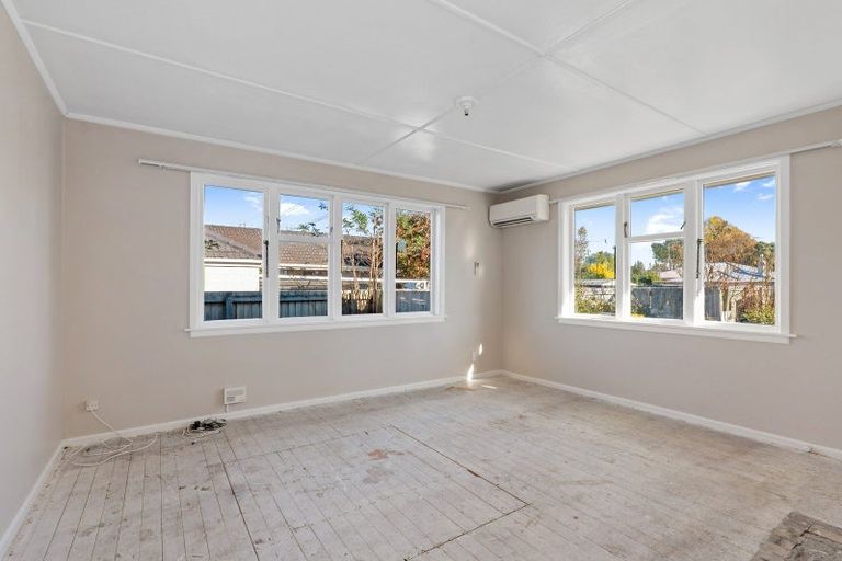 Photo of property in 37 Gregan Crescent, Burnside, Christchurch, 8053