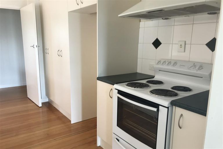 Photo of property in 136 Great South Road, Takanini, 2112