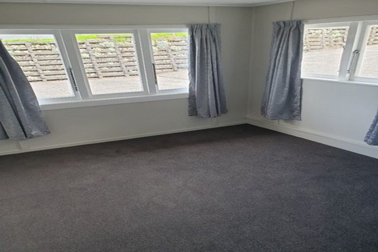 Photo of property in 16a Russell Road, Kensington, Whangarei, 0112