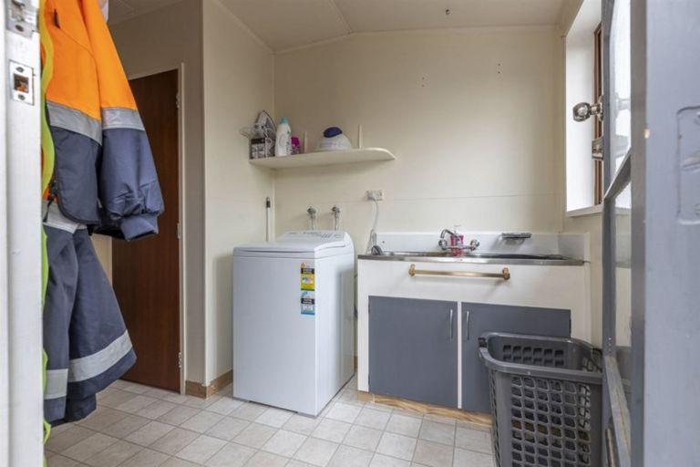 Photo of property in 18 Kennedy Avenue, Feilding, 4702