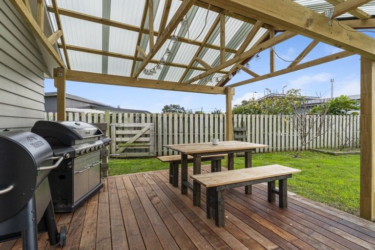 Photo of property in 4 Te Wiremu Lane, Otaki, 5512