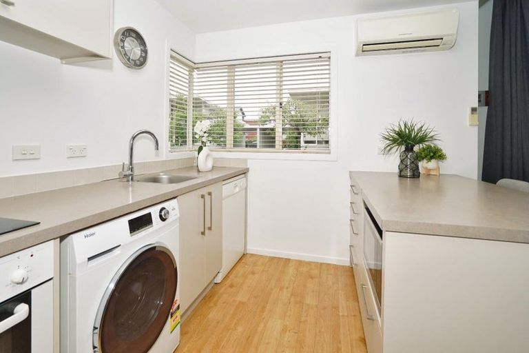 Photo of property in 21c Lyon Street, Frankton, Hamilton, 3204