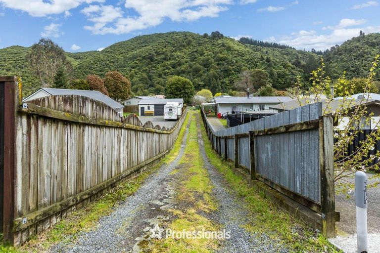 Photo of property in 99a Akatarawa Road, Birchville, Upper Hutt, 5018
