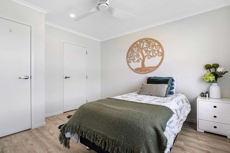 Photo of property in 6 Navy Lane, Papamoa, 3118