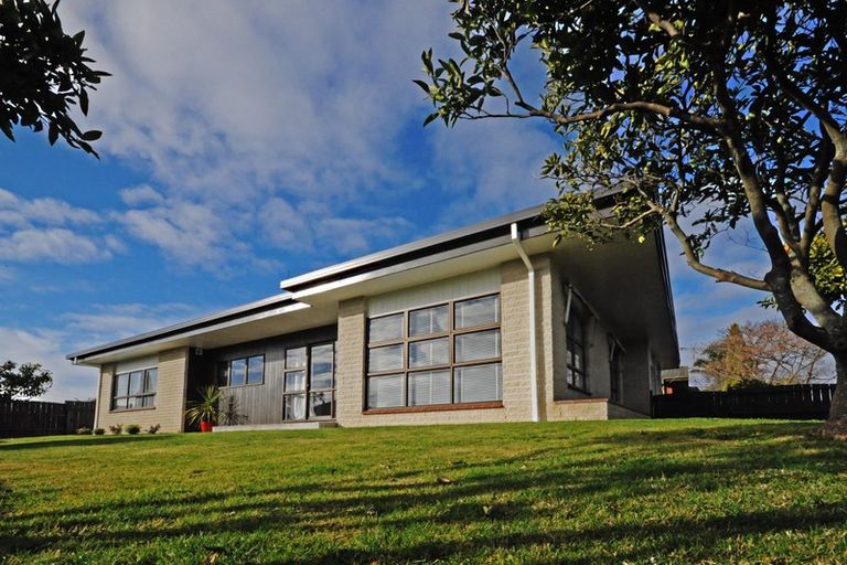 Photo of property in 36 Chester Street, Taradale, Napier, 4112