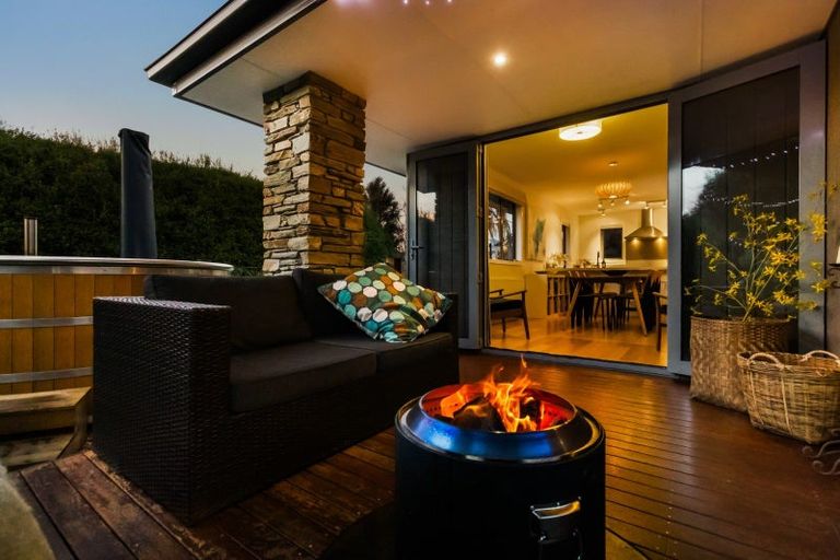 Photo of property in 11 Hikuwai Drive, Albert Town, Wanaka, 9305