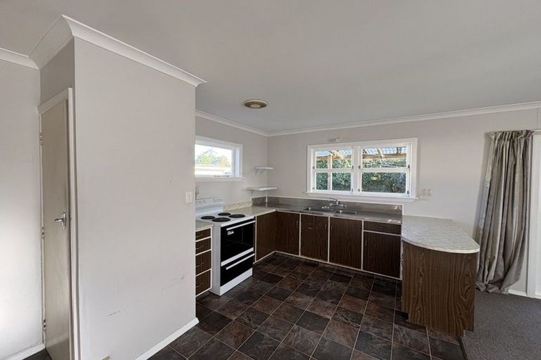 Photo of property in 21 Freyberg Street, Levin, 5510