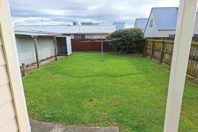 Photo of property in 219 Ferguson Street, Palmerston North, 4410