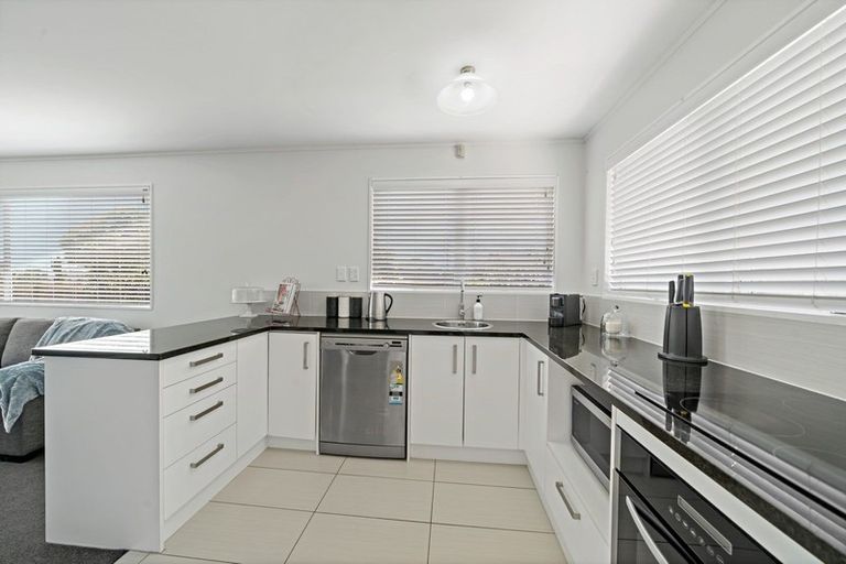 Photo of property in 1/539 Pakuranga Road, Howick, Auckland, 2010