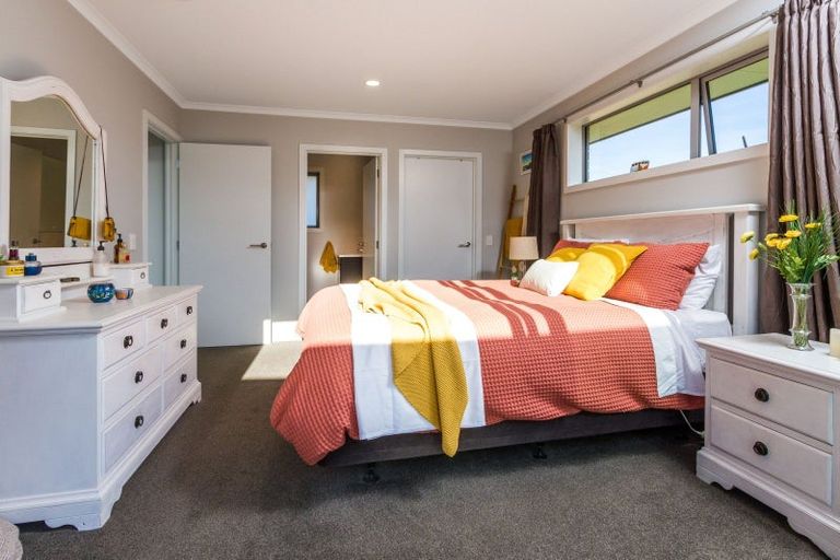 Photo of property in 14 Mary Newton Place, Brightwater, 7022
