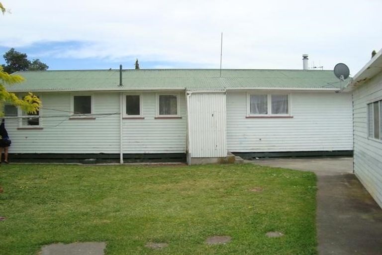 Photo of property in 12 Liverpool Crescent, Flaxmere, Hastings, 4120