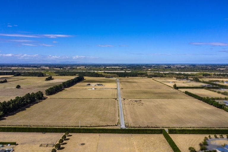 Photo of property in 13 Richmond Lane, Loburn, 7472