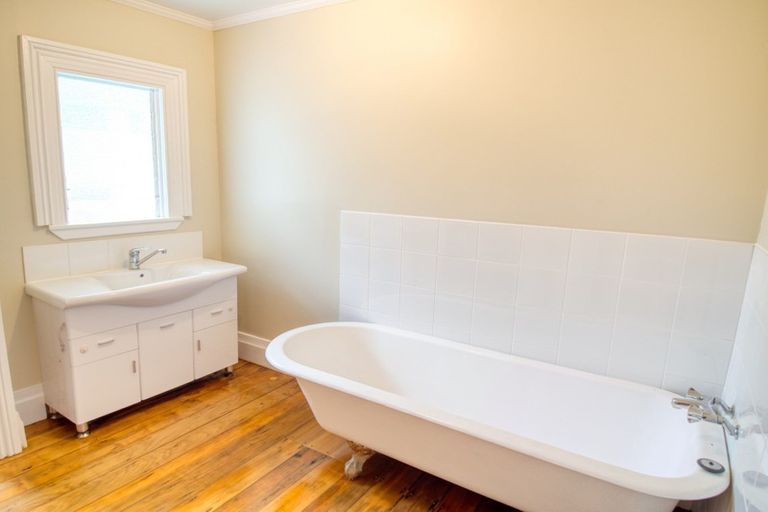 Photo of property in 11 Wilson Avenue, Avenues, Whangarei, 0110