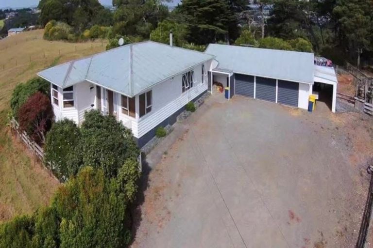 Photo of property in 120 Chamberlain Road, Massey, Auckland, 0614