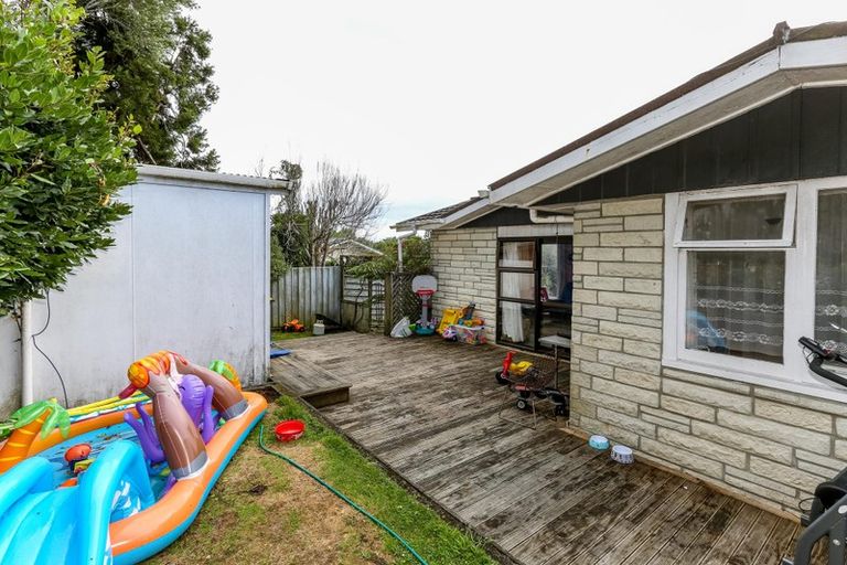 Photo of property in 65a Endeavour Street, Marfell, New Plymouth, 4310