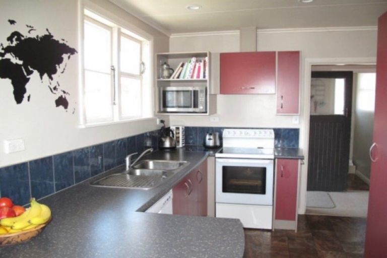 Photo of property in 14 Laughton Street, Taupo, 3330