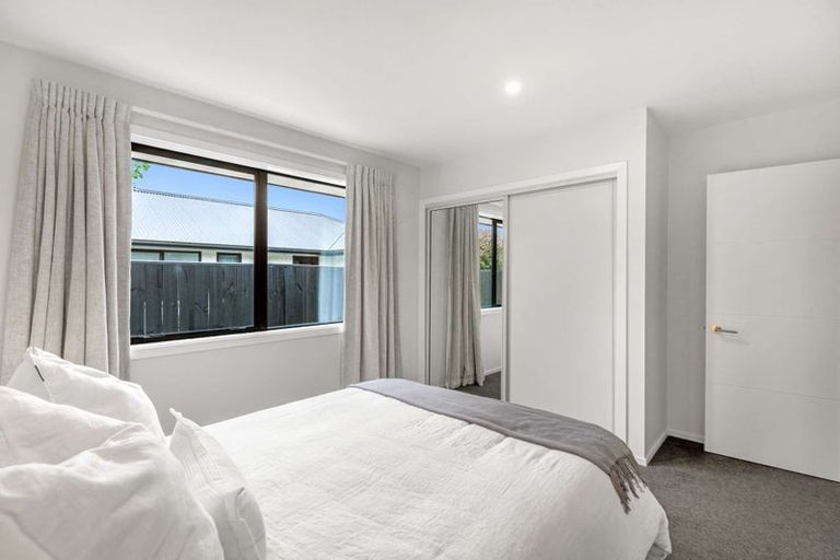 Photo of property in 2 Hunter Lane, Amberley, 7410