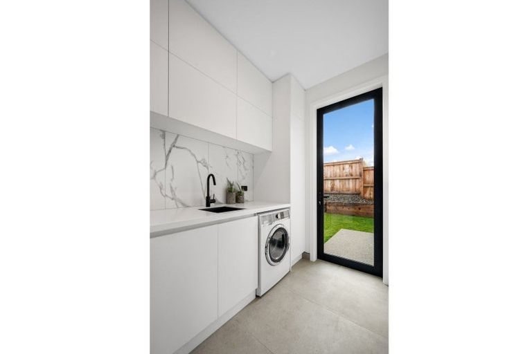 Photo of property in Northlake, 14 Hawkdun Place, Wanaka, 9305